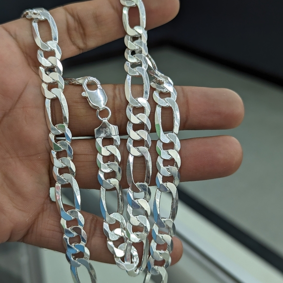 925 Sterling Silver Figaro Chain 10mm 24 inches - Picture 4 of 12